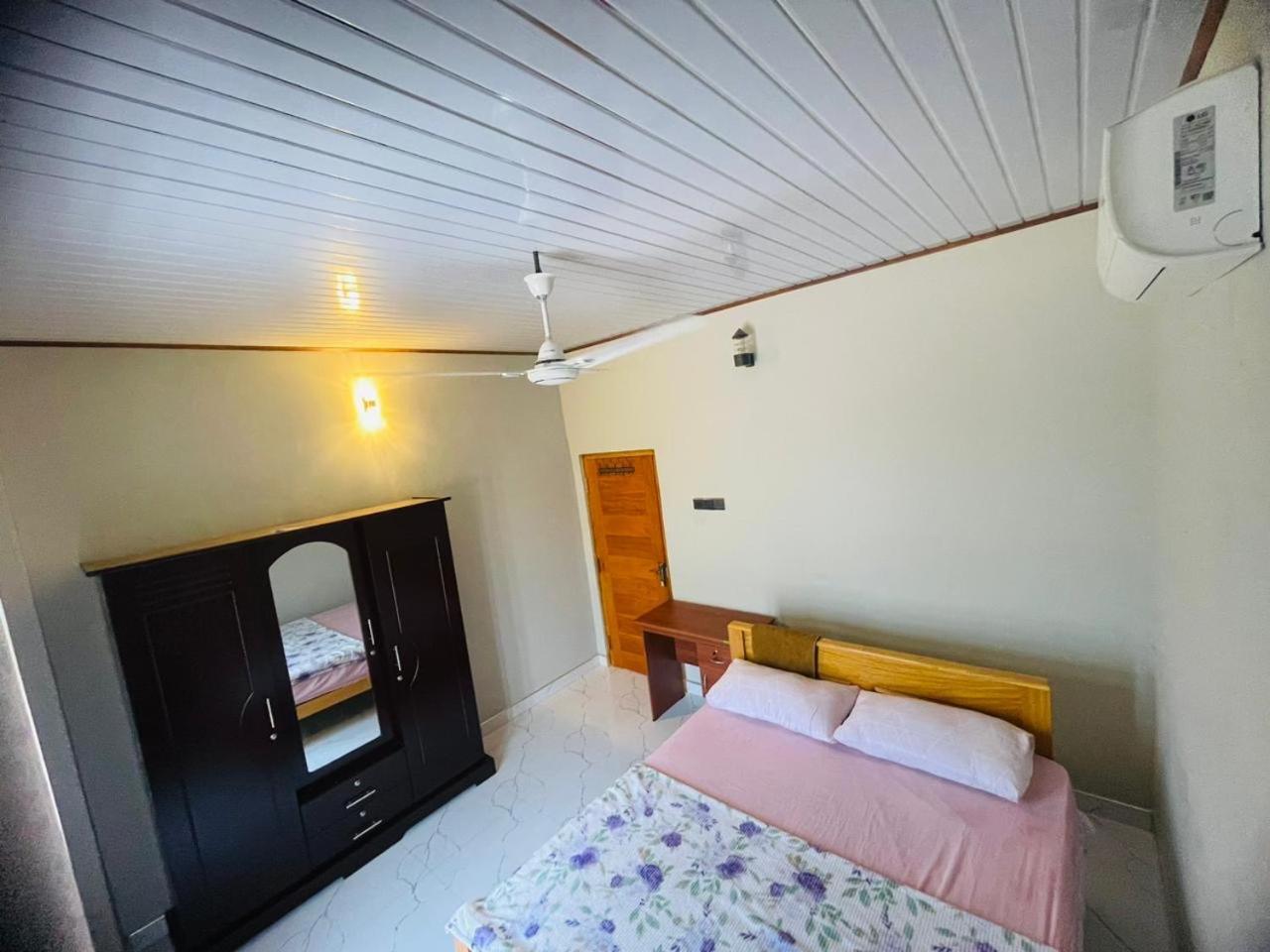 Sunset Chalet Mullaittivu Dış mekan fotoğraf